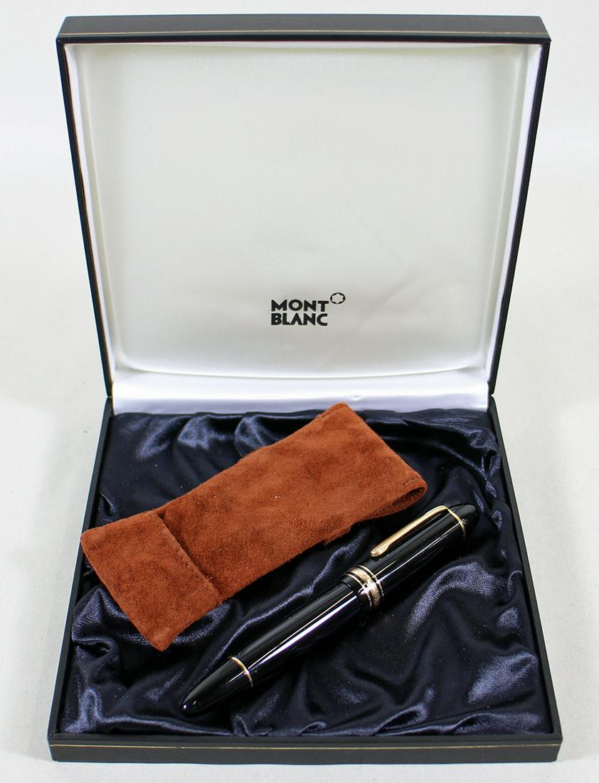 MONTBLANC MEISTERSTUCK 149 FOUNTAIN PEN W/BOX: A vintage Mont Blanc Meisterstuck 149 fountain pen with an 18K multi colored nib. The nib is marked 4810 18C Montblanc 750. It has the box and suede cover.