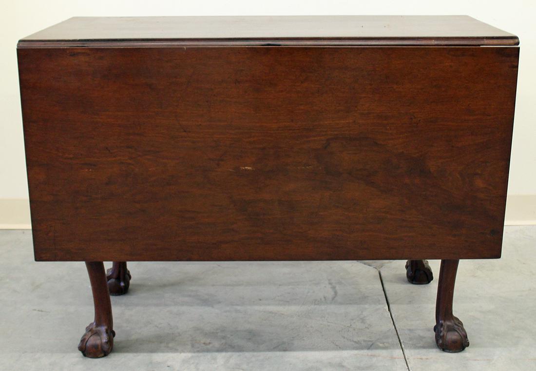 CHIPPENDALE GATE LEG TABLE (1 of 5)