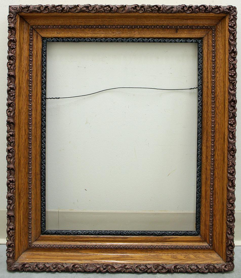 ANTIQUE WOOD PICTURE FRAME (1 of 2)