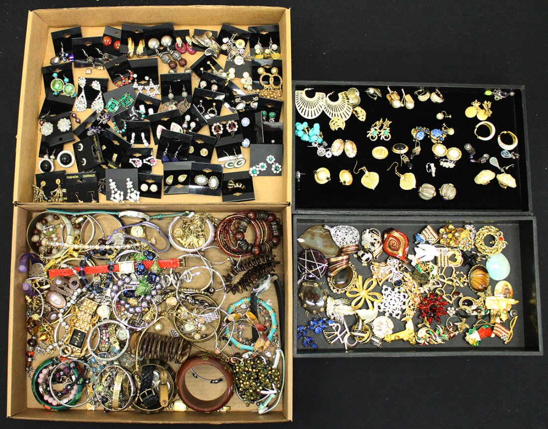 JEWELRY BROOCHES, EARRINGS, BRACELETS, & WATCHES (1 of 4)