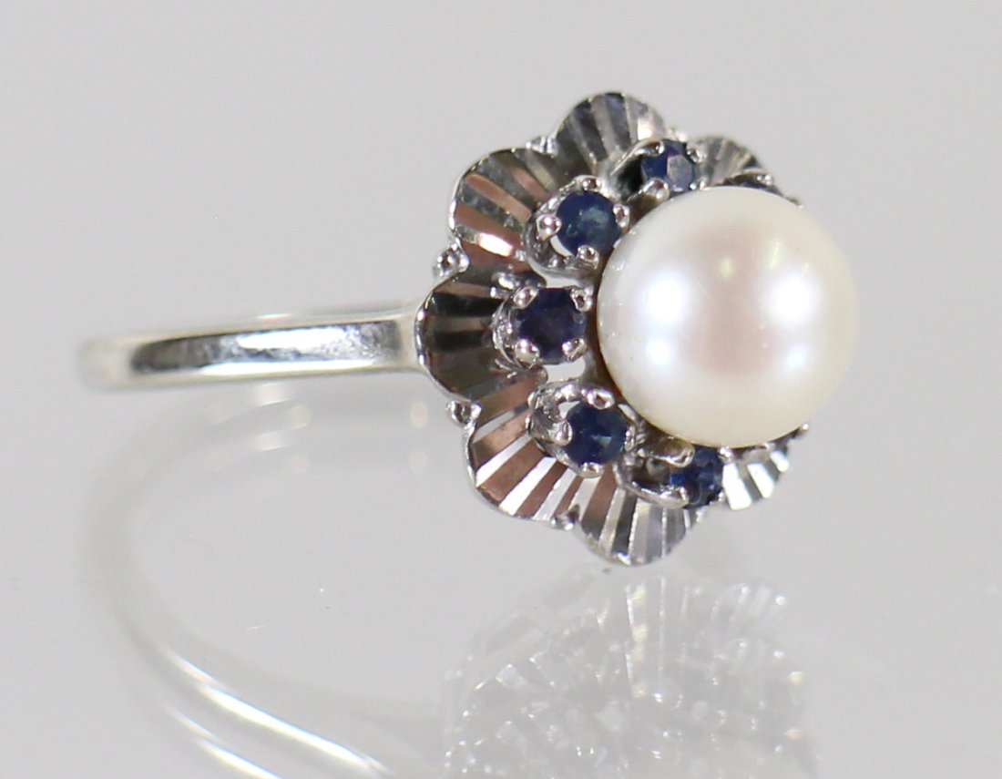 14K PEARL & SAPPHIRE RING (1 of 3)