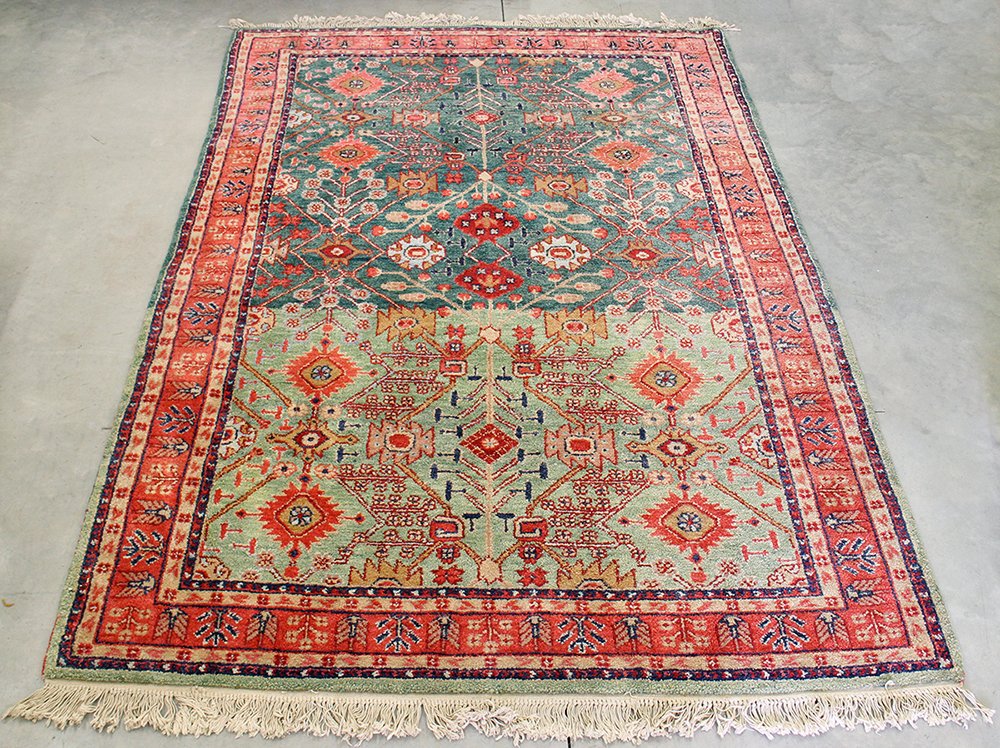 RUG - 9' x 6' 2" (1 of 3)