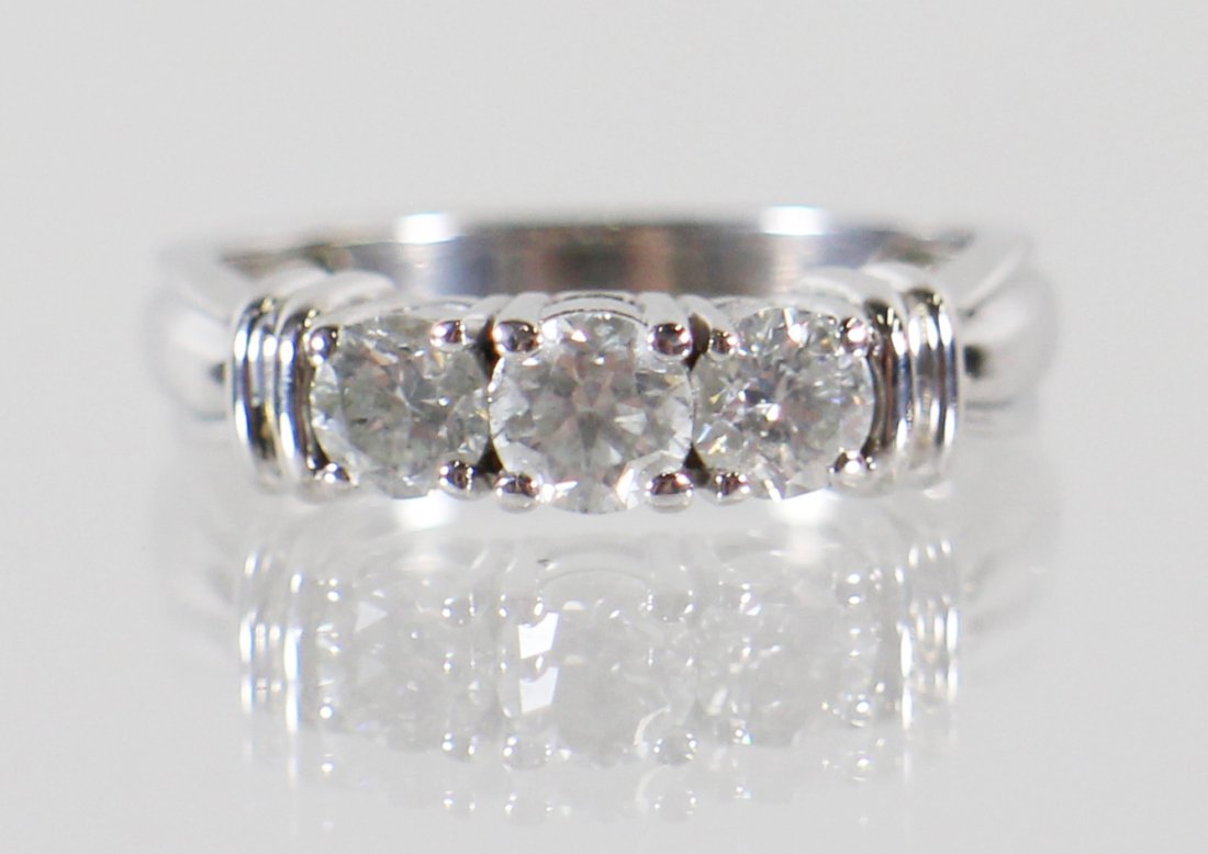 14K 1.00 CARAT DIAMOND ANNIVERSARY RING (1 of 2)