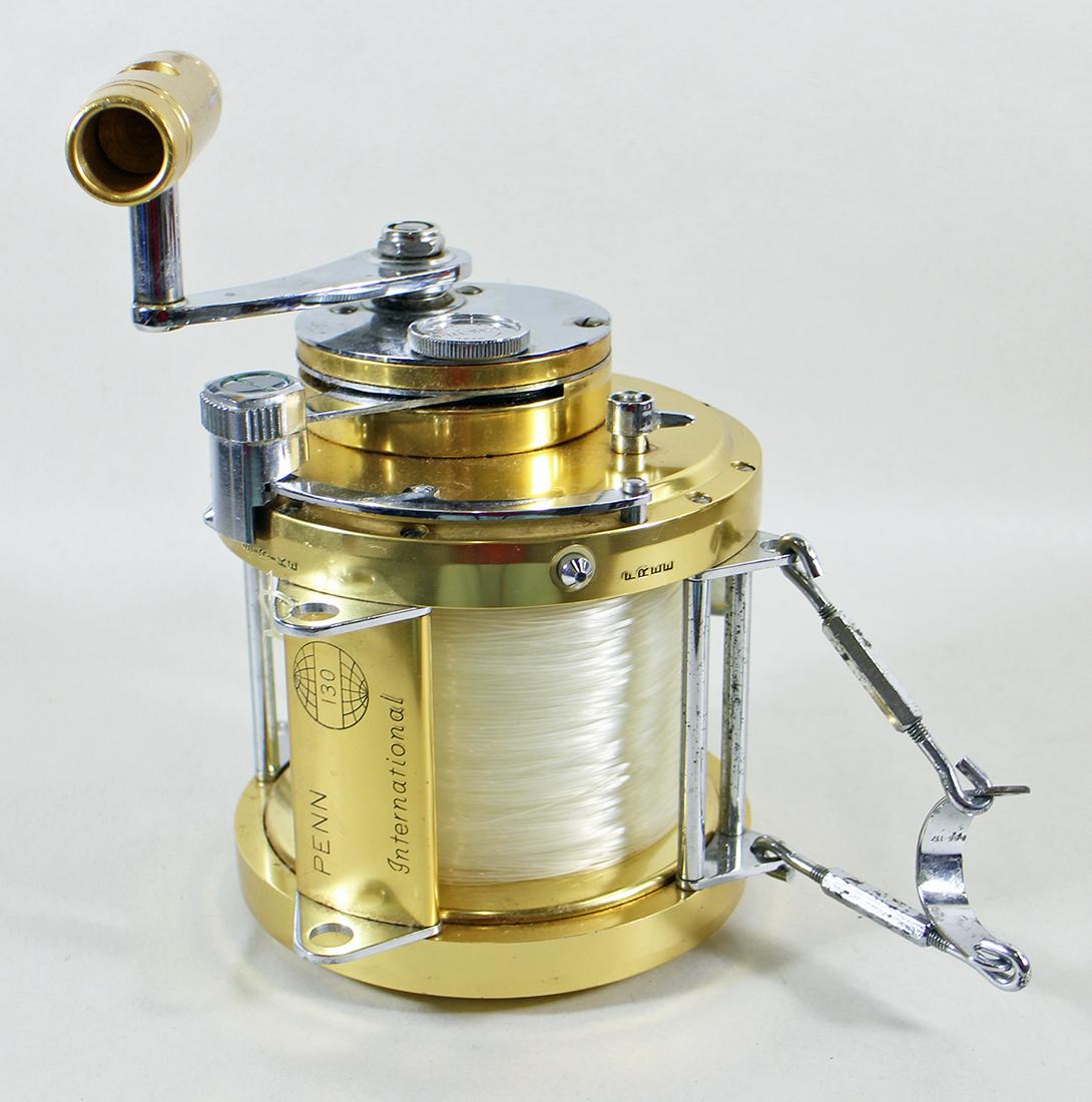 PENN INTERNATIONAL 130 BIG GAME GOLD FISHING REEL (1 of 3)