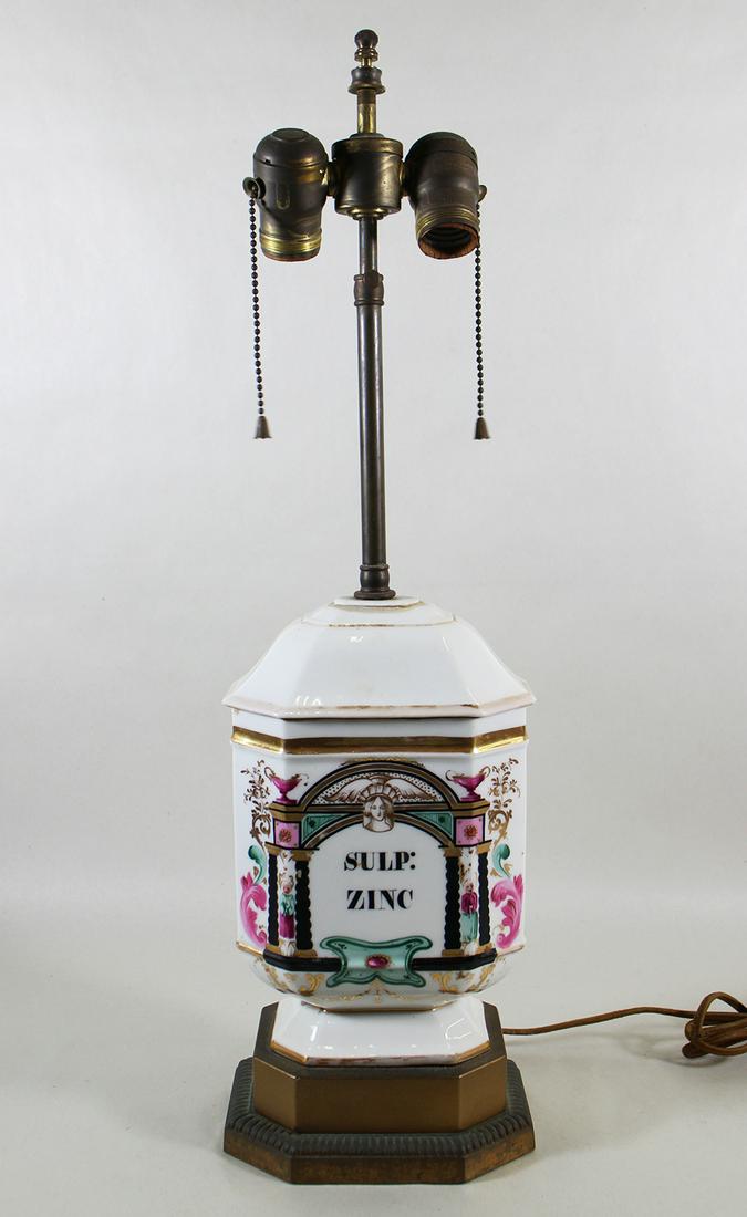 APOTHECARY LAMP (1 of 2)