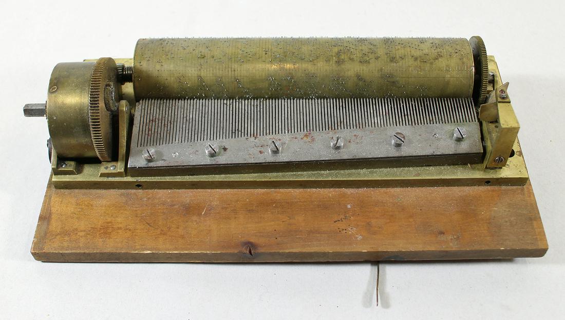 DUCOMMUN GIROD MUSIC BOX CYLINDER (1 of 3)