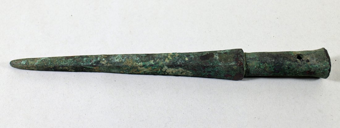 BRONZE SPEARHEAD (1 of 3)