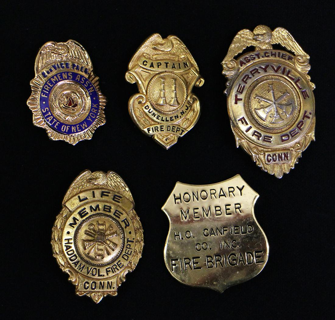 (5) FIRE FIGHTER BADGES (1 of 1)