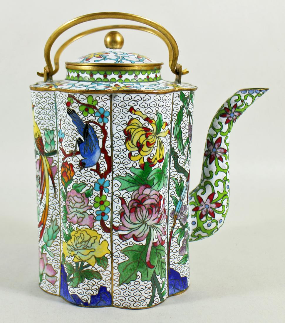 CHINESE CLOISONNE TEAPOT (1 of 4)