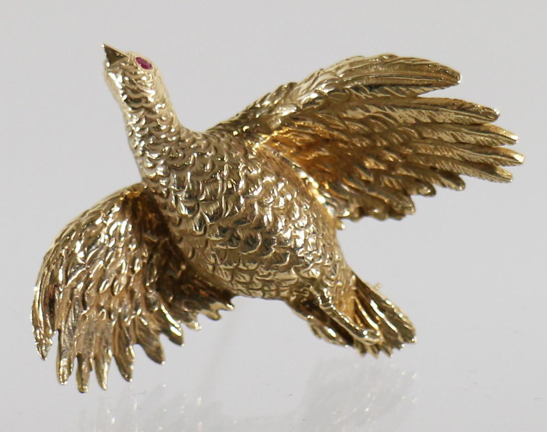 14K YELLOW GOLD BIRD BROOCH (1 of 3)