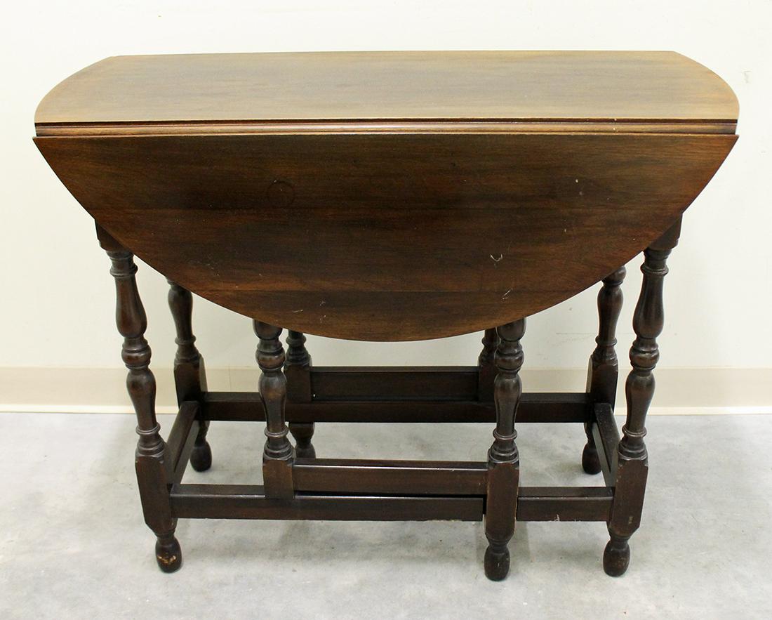 GATE LEG SIDE TABLE (1 of 2)