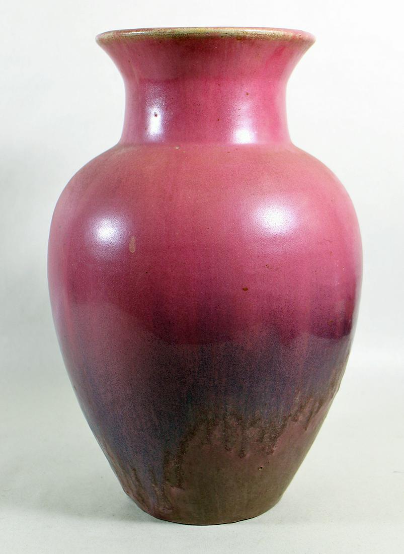 FULPER CHINESE RED FLAMBE VASE (1 of 3)