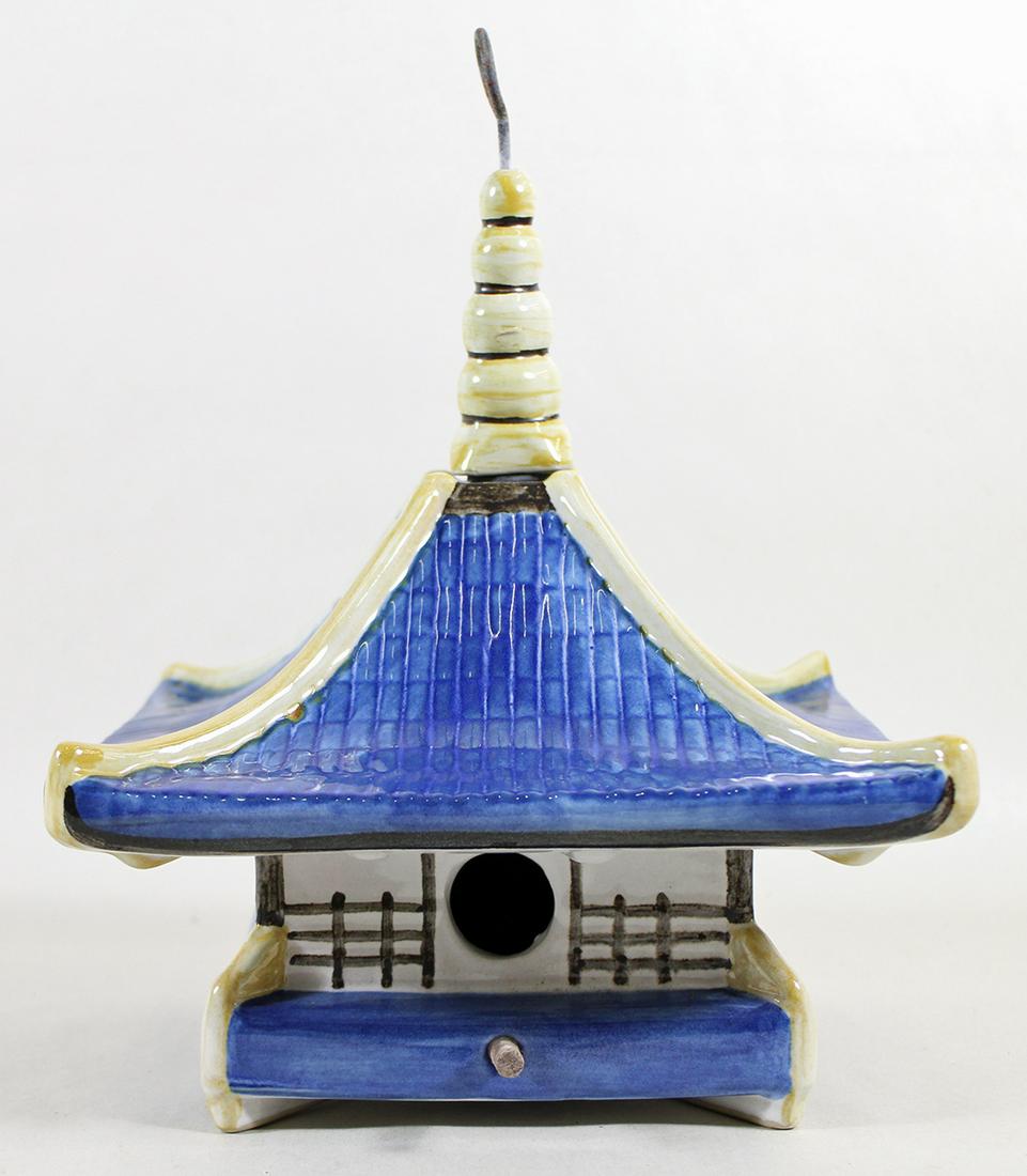 VINTAGE LOUISVILLE STONEWARE PADOGA BIRDHOUSE (1 of 3)