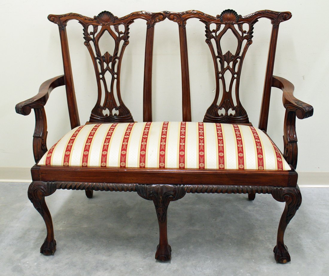 CHIPPENDALE STYLE SETTEE (1 of 5)