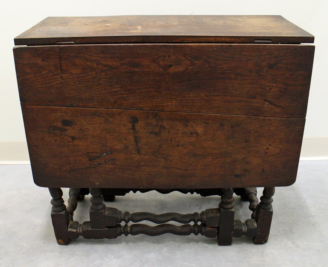 19TH CENTURY SPINDLE LEG DROP LEAF TABLE (1 of 6)
