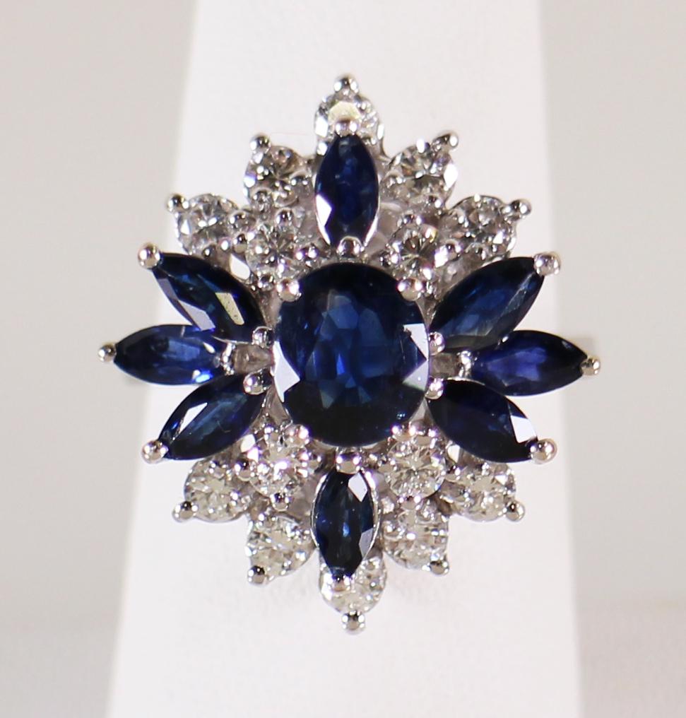 VINTAGE 18K BLUE SAPPHIRE & DIAMOND RING (1 of 4)