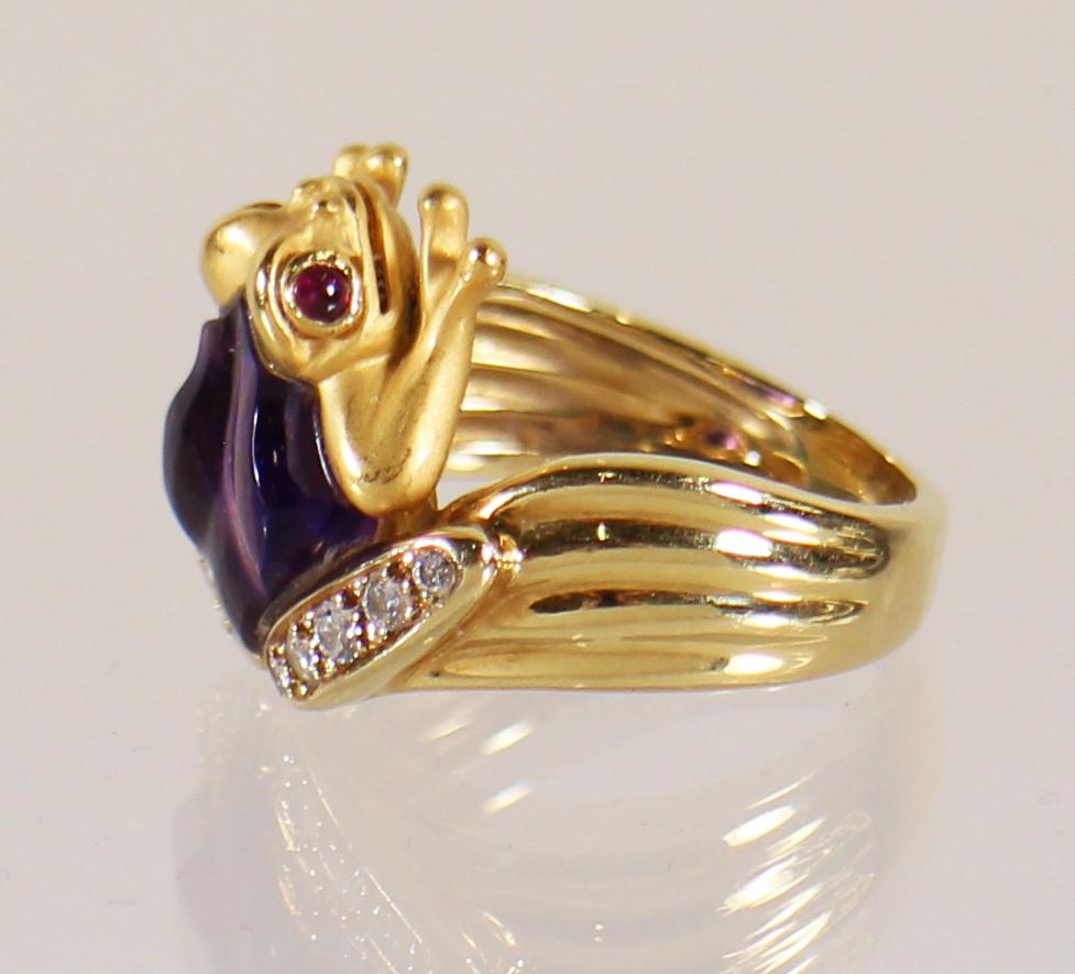 18K CARRERA Y CARRERA AMETHYST DIAMOND FROG RING (1 of 5)