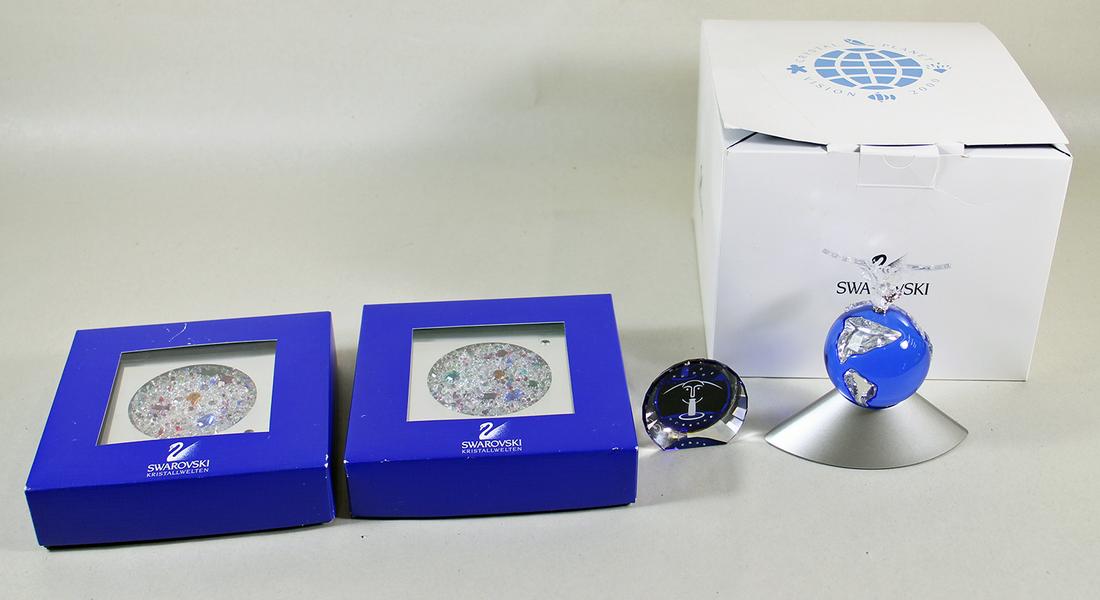 SWAROVSKI CRYSTAL PLANET & MOSIAC PLAQUES (1 of 3)