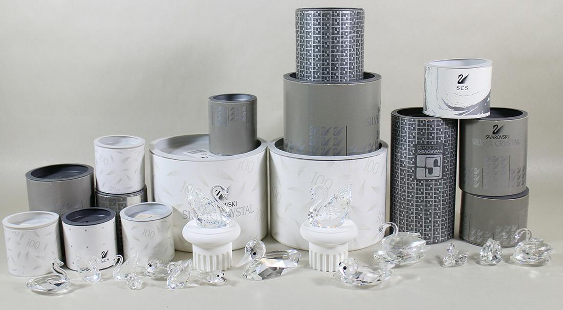 (15) SWAROVSKI CRYSTAL SWAN & DUCK FIGURINES (1 of 5)