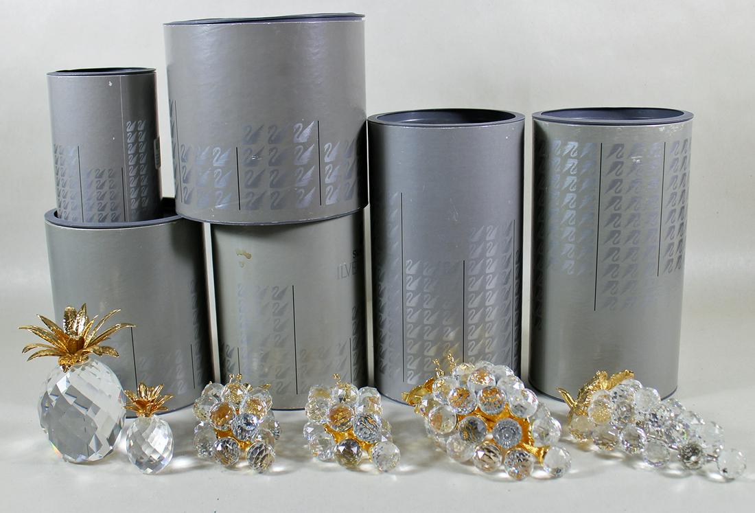 SWAROVSKI GOLD TOP PINEAPPLE & GRAPES (1 of 3)