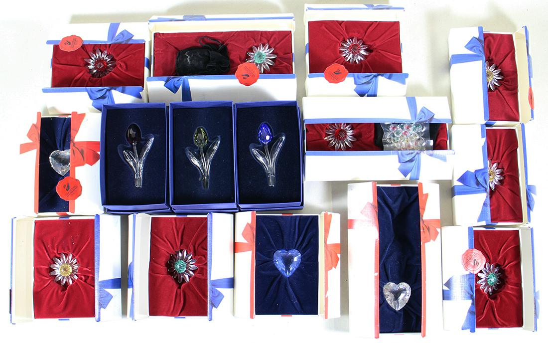 SWAROVSKI CRYSTAL FLOWER & HEART COLLECTION (1 of 3)