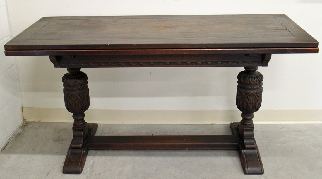 JACOBEAN TRESTLE EXTENDING TABLE (1 of 4)