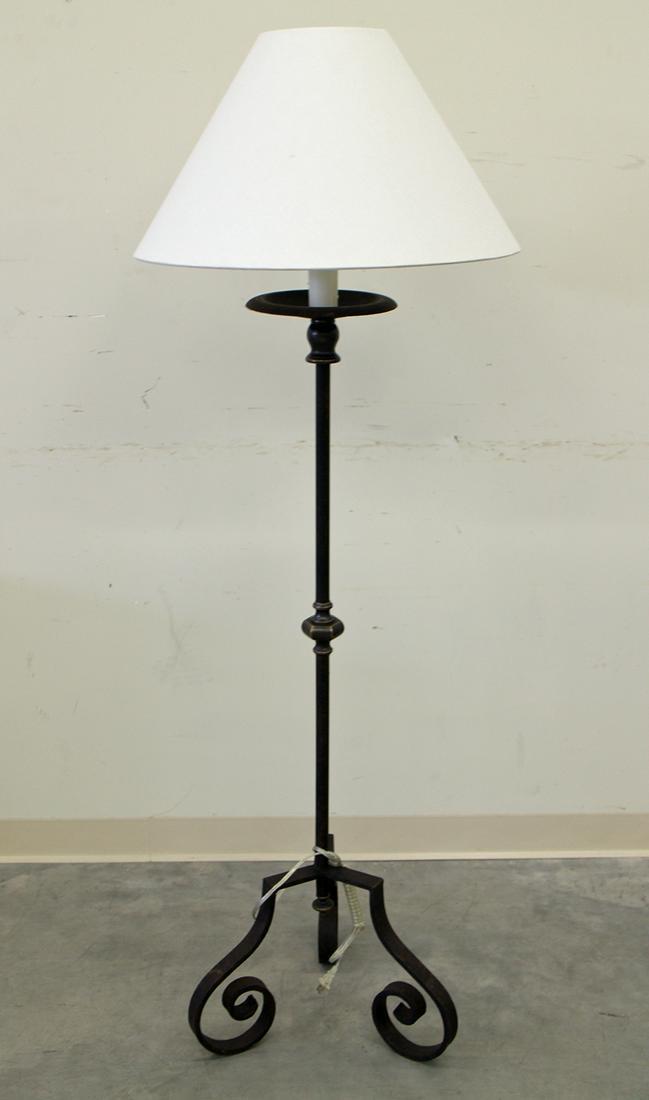 IRON FLOOR LAMP (1 of 2)
