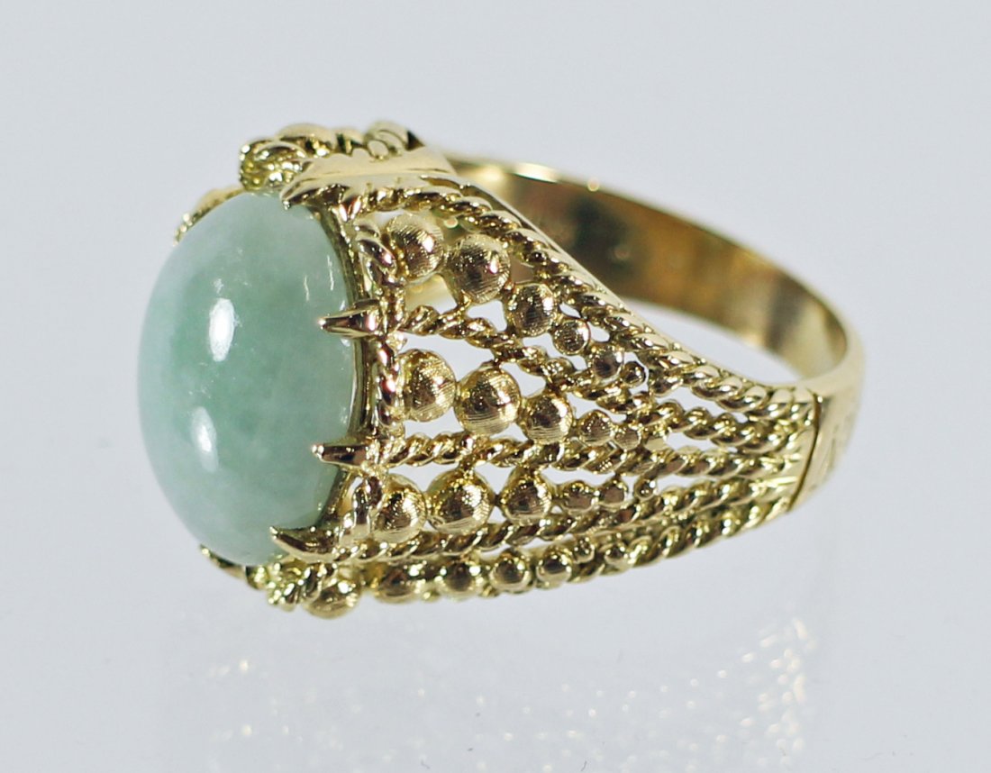 14K CABOCHON JADE RING (1 of 3)