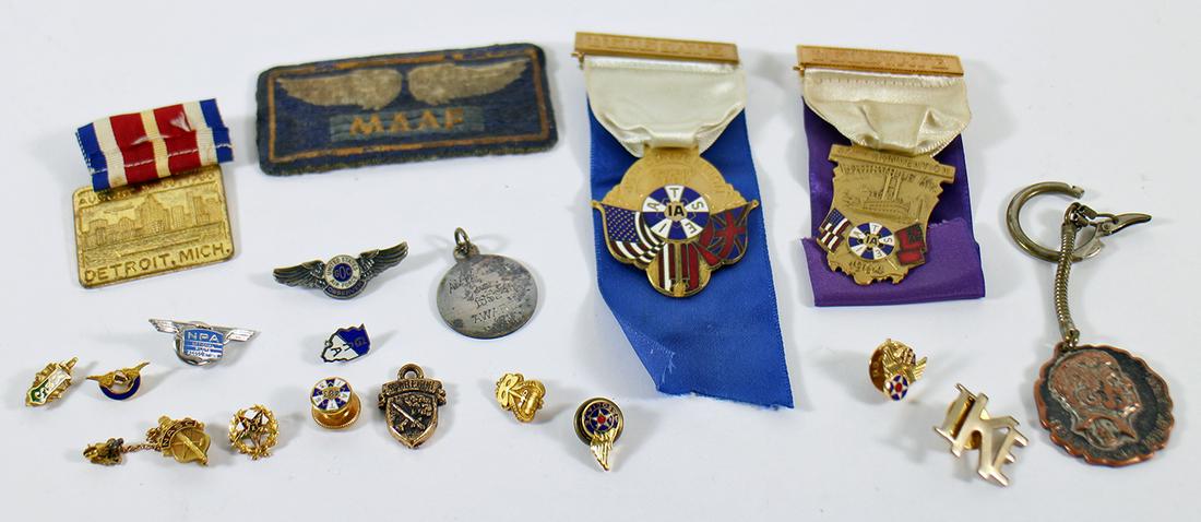 VINTAGE LAPEL PINS & MEDALS (1 of 3)
