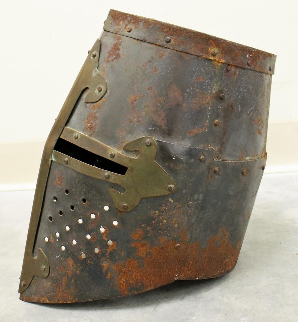 MEDIEVAL STYLE KNIGHT HELMET (1 of 3)