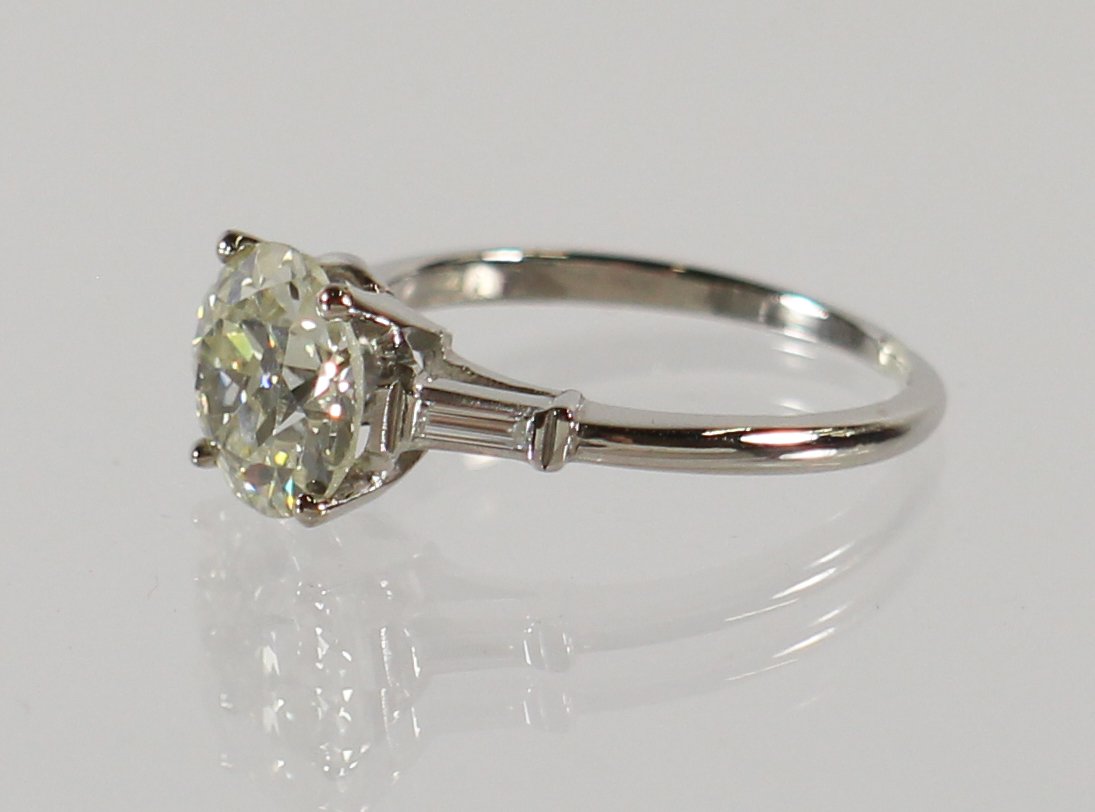 VINTAGE PLATINUM 1.81 CARAT ENGAGEMENT RING (1 of 6)