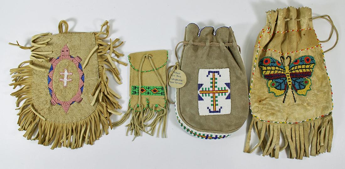 4 NATIVE AMERICAN INDIAN PICTORIAL BEADED POUCHES (1 of 4)