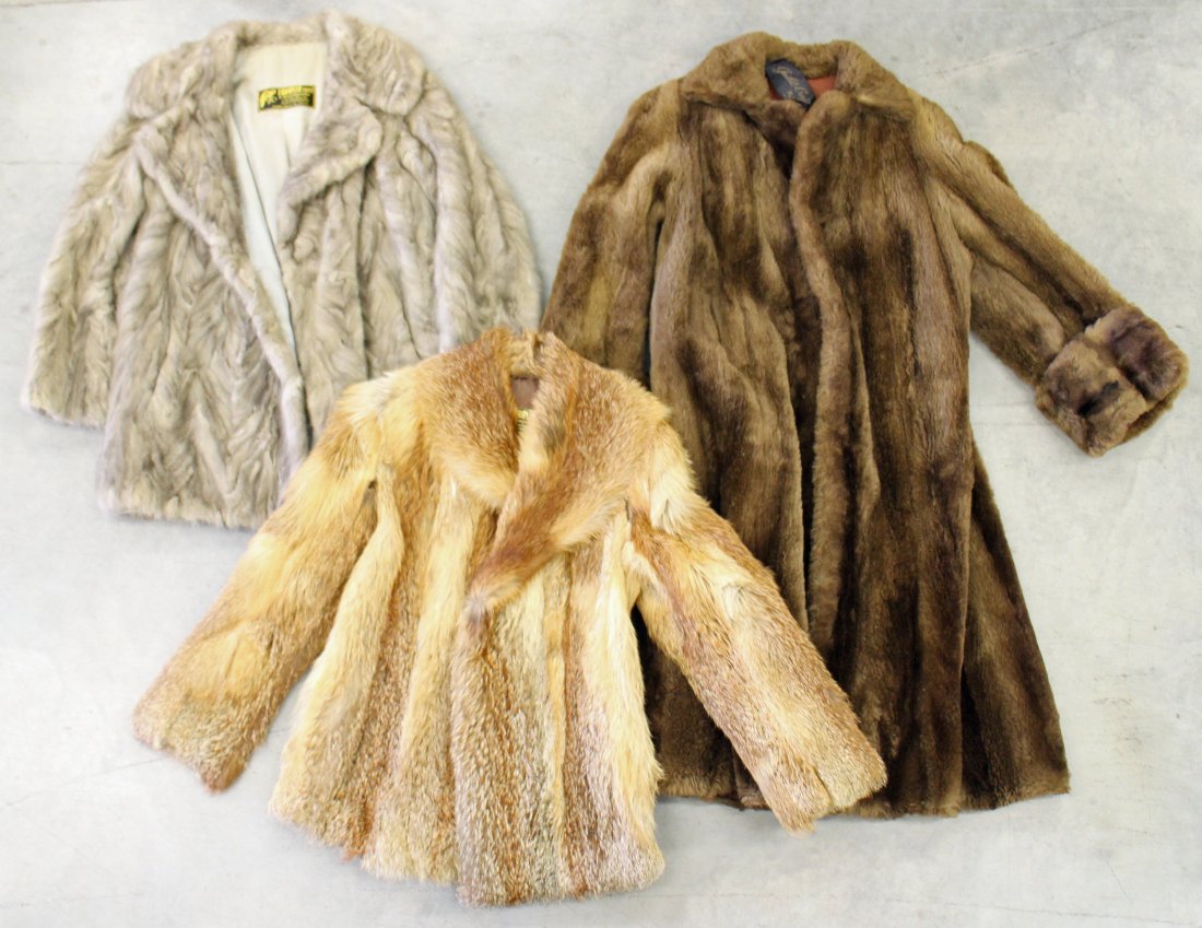 (3) FUR COATS - BROWN BEAR - MINK - FOX (1 of 5)