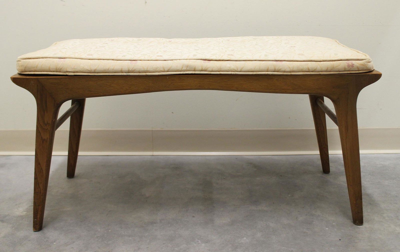 DREXEL MID CENTURY MODERN BENCH (1 of 2)
