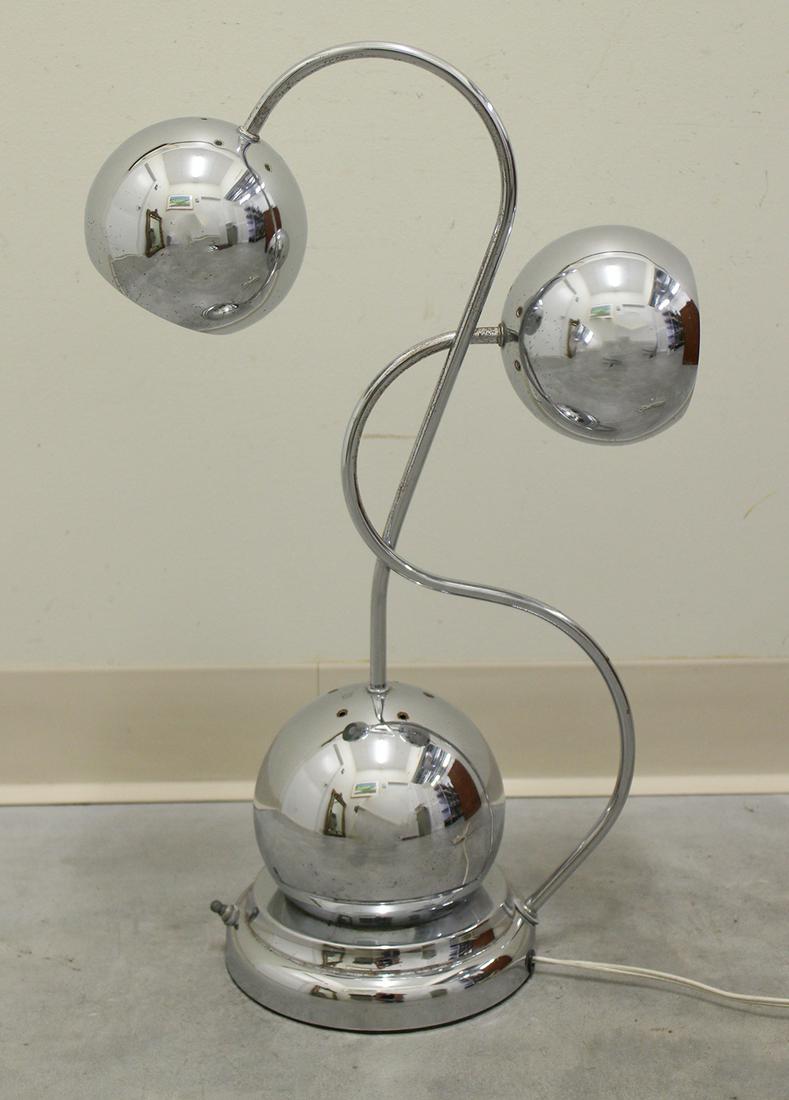 VINTAGE CHROME BALL TABLE LAMP (1 of 2)
