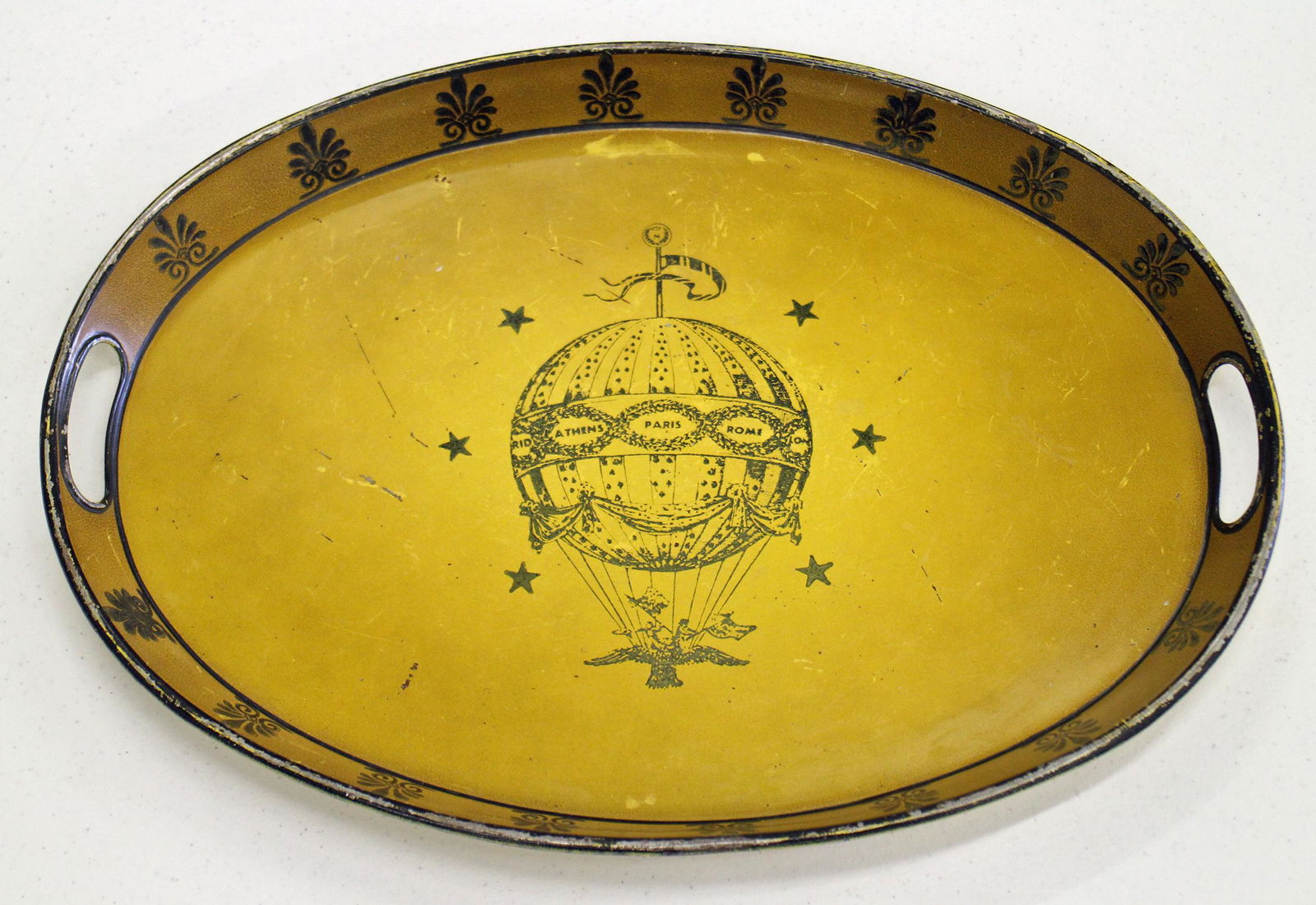 PILGRIM ART TOLE WARE TRAY (1 of 2)