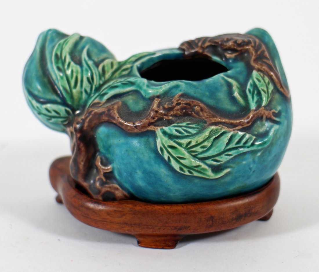 19TH CENT. CHINESE SCROLL WEIGHT BRUSH POT (1 of 4)