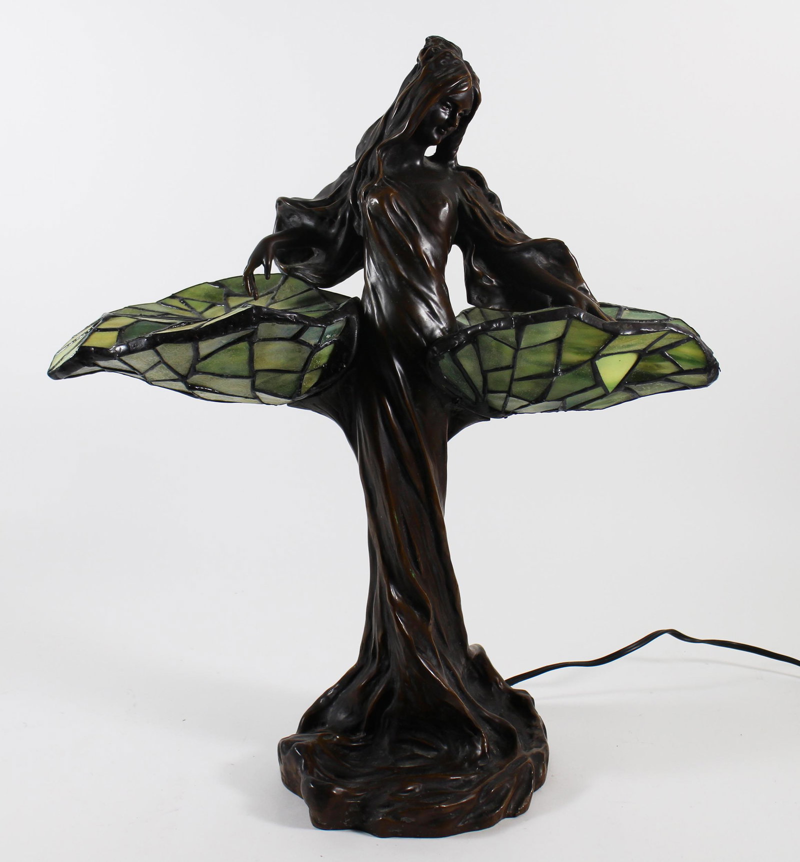 ART NOUVEAU STYLE TABLE LAMP (1 of 4)