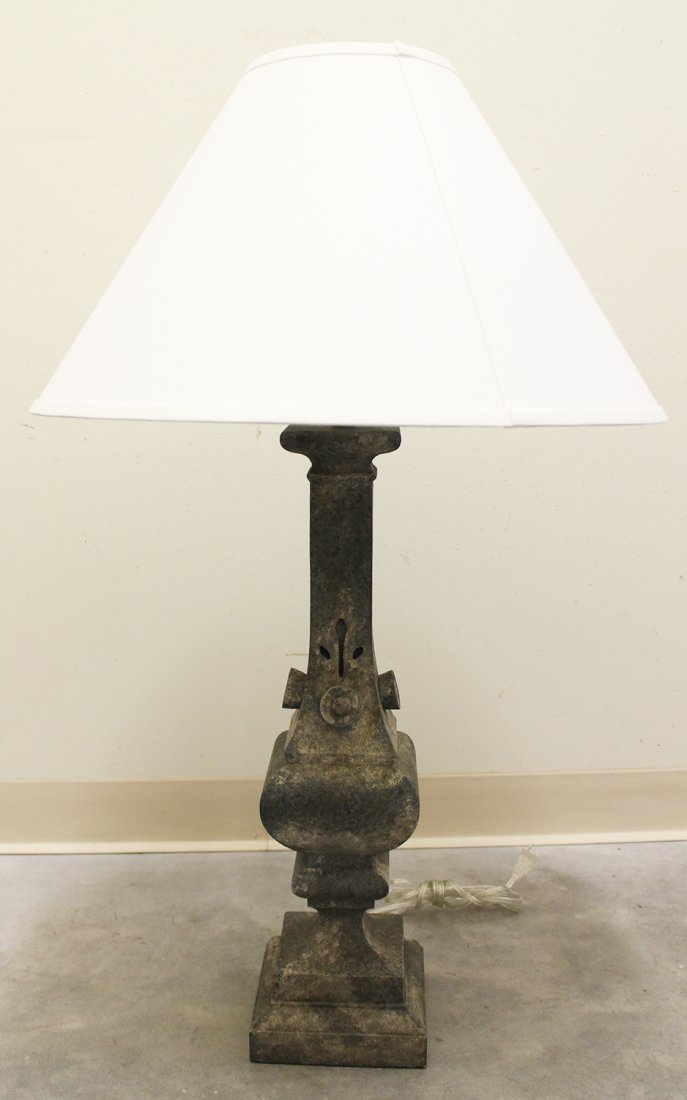 JERRY PAIR TEJAS TABLE LAMP (1 of 2)