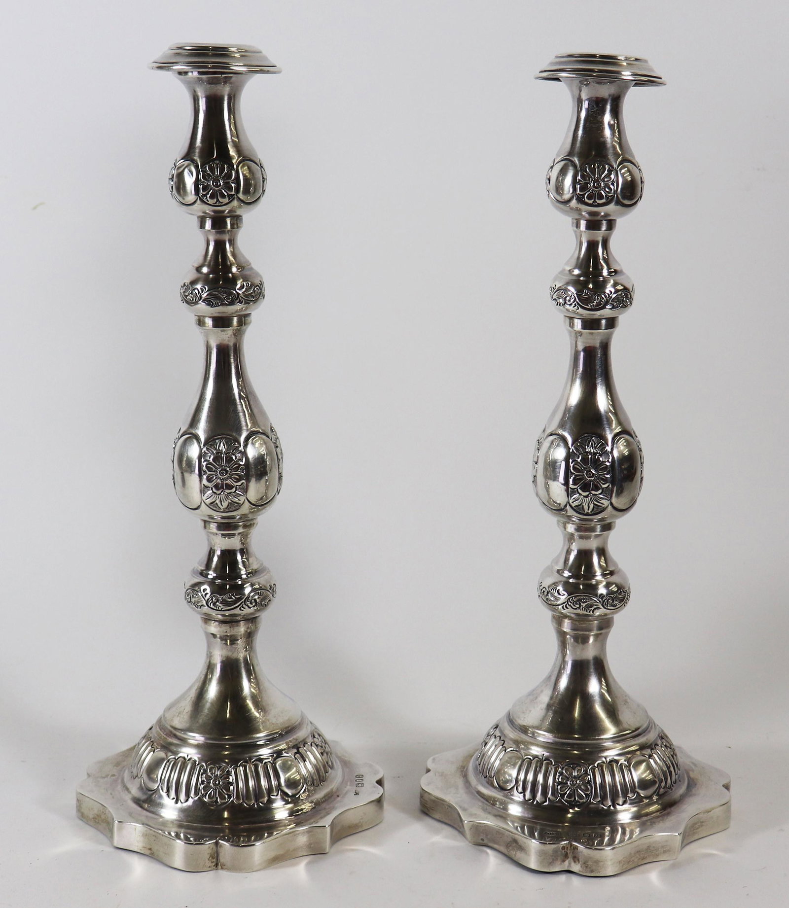 A. TAITE & SONS ENGLISH STERLING SILVER CANDLESTICKS (1 of 4)