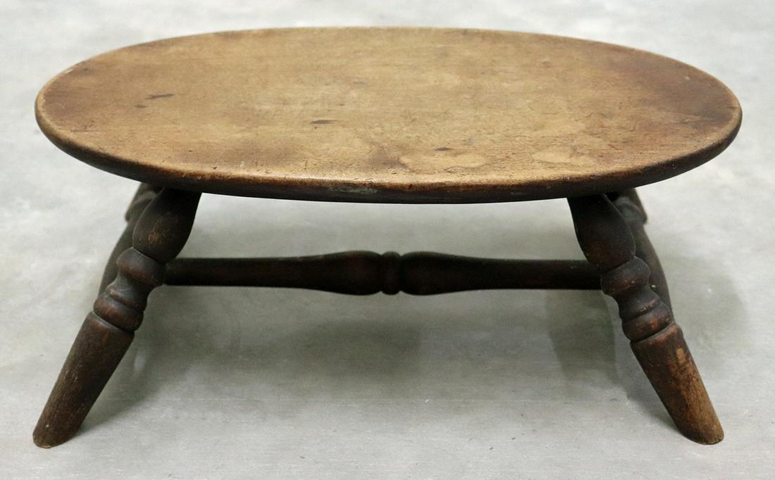 19TH CENTURY OVAL COUNTRY FOOTSTOOL (1 of 2)