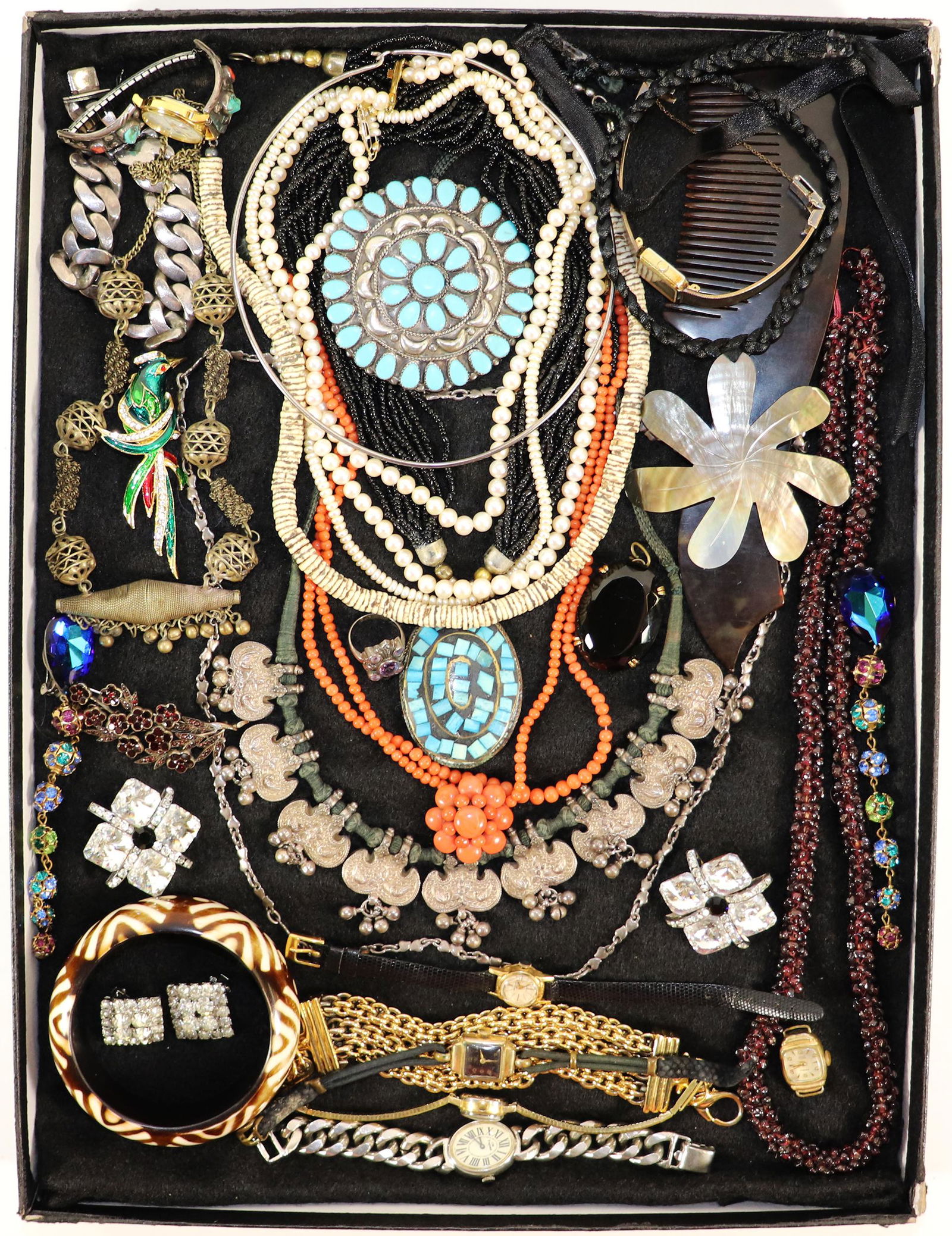 VINTAGE COSTUME JEWERLY & WATCHES (1 of 4)