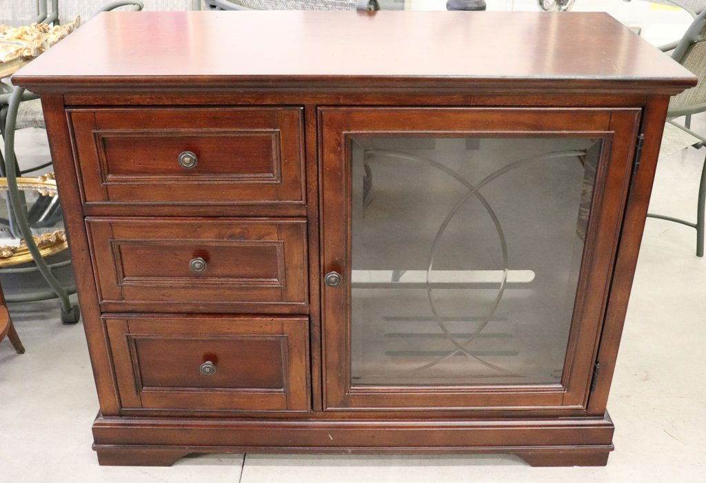 ENTERTAINMENT CENTER CABINET (1 of 2)