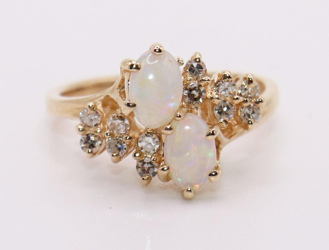 VINTAGE 14K OPAL & DIAMOND RING (1 of 3)