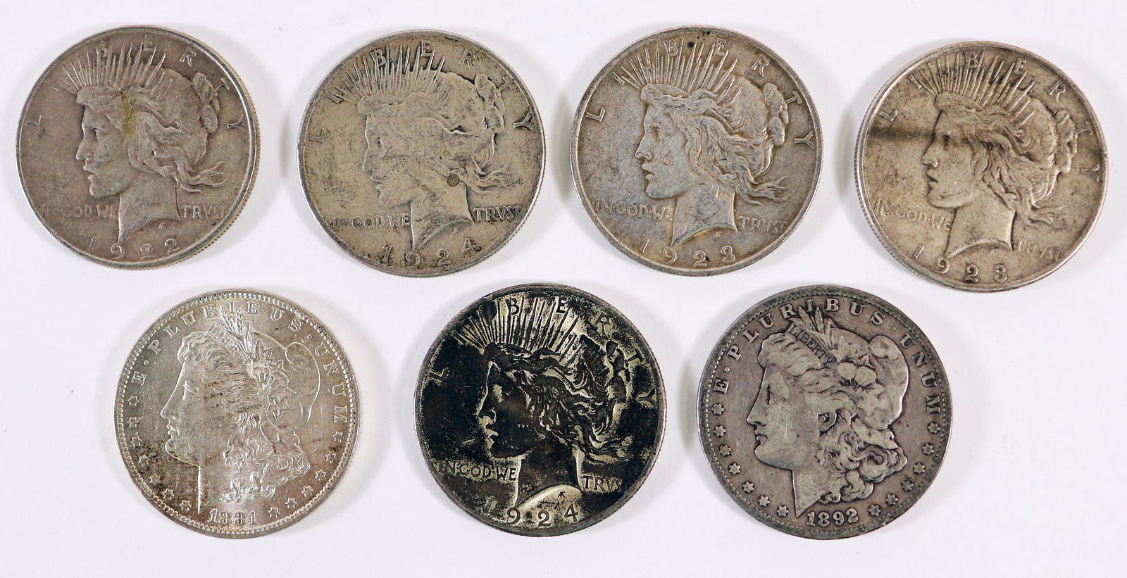 (7) SILVER MORGAN & PEACE DOLLAR COINS (1 of 2)