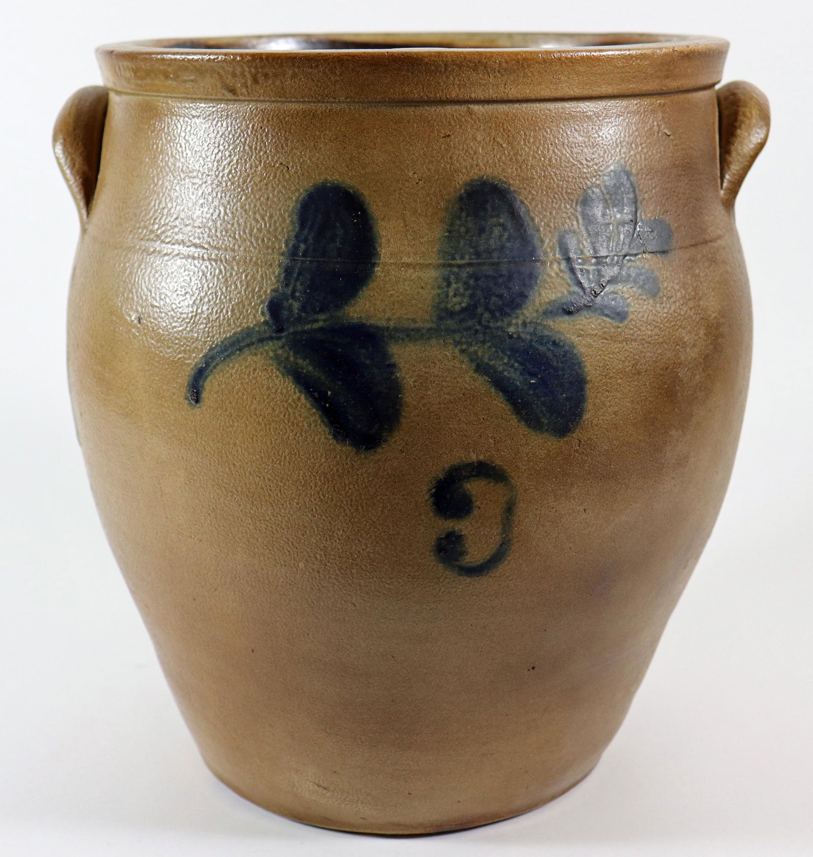 3 GALLON STONEWARE CROCK WITH BLUE DECORATION (1 of 3)
