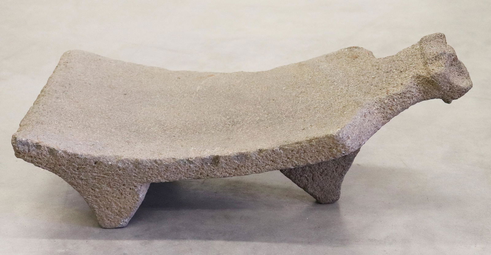 COSTA RICAN PRE COLUMBIAN STONE METATE (1 of 4)