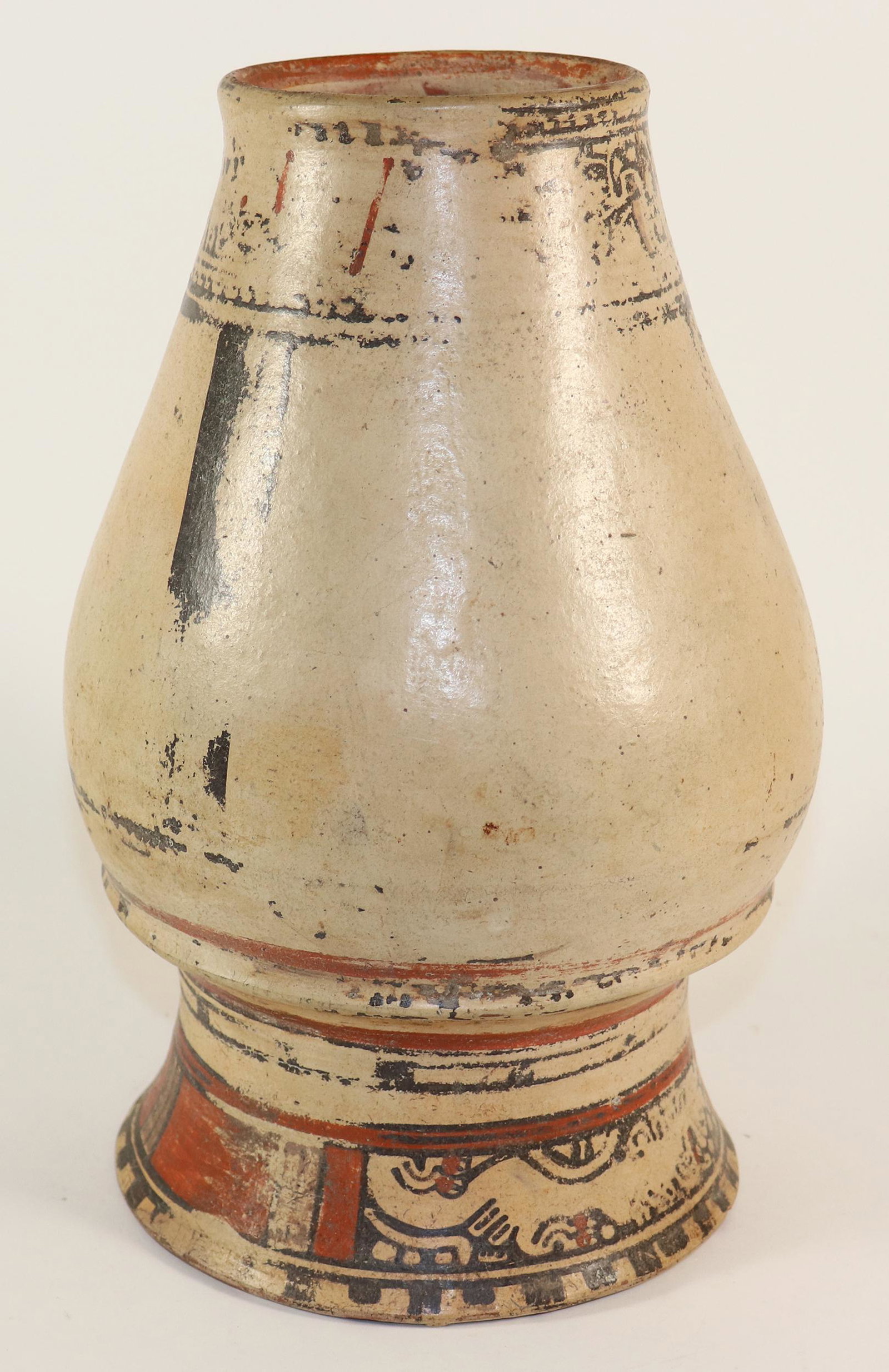 PRE-COLUMBIAN COSTA RICA POTTERY VASE (1 of 4)