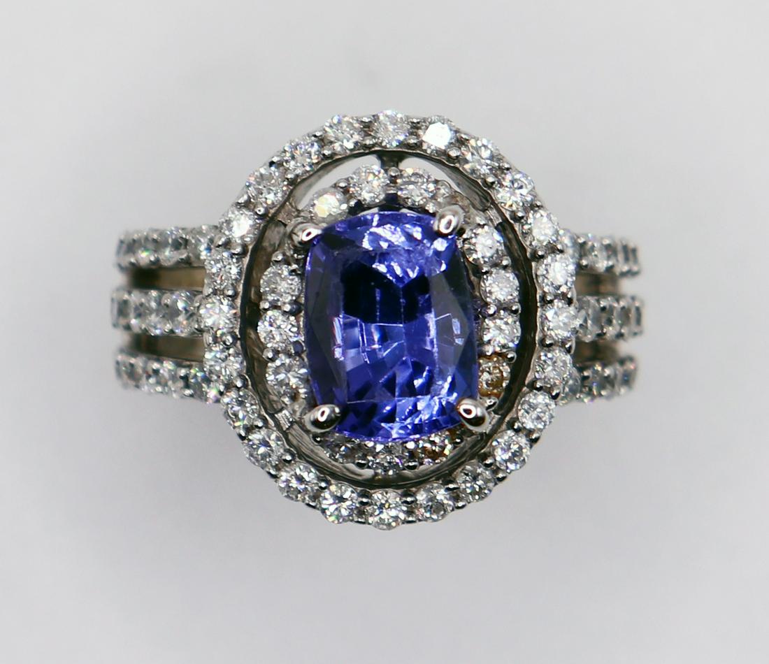 14K TANZANITE & DIAMOND RING (1 of 4)
