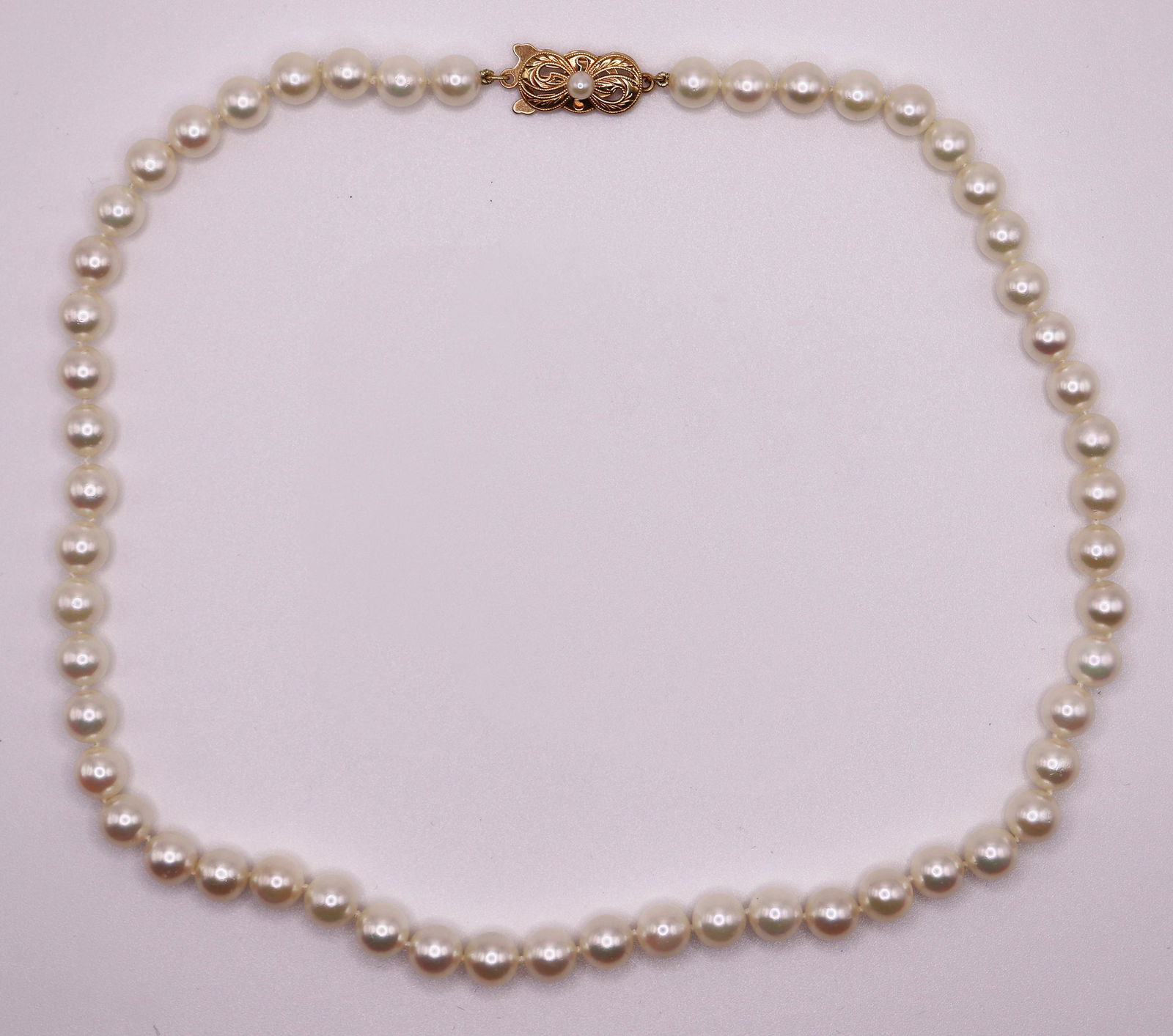 MIKIMOTO 18K 18" PEARL STRAND NECKLACE (1 of 6)